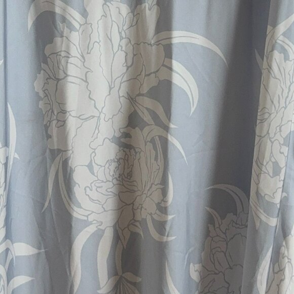 Aritiza Babaton satin slip midi skirt in colour cement bl/summer snow size 12 - Picture 9 of 9